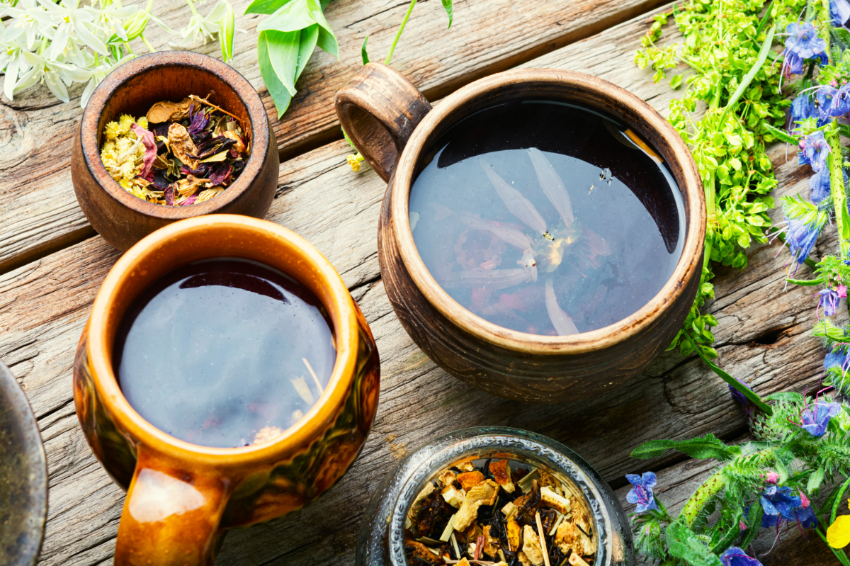 Organic Vs. Conventional Tea: What’s Better For Me?