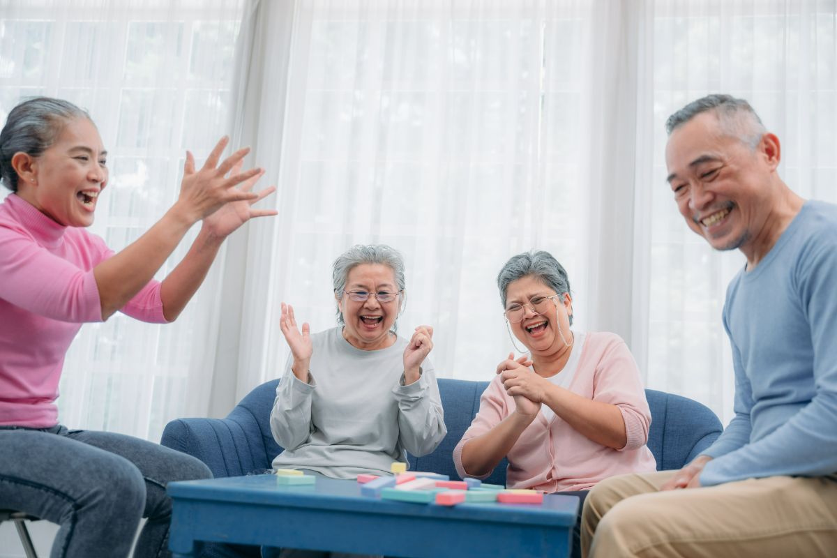 5 Engaging Activities for Dementia People at Home