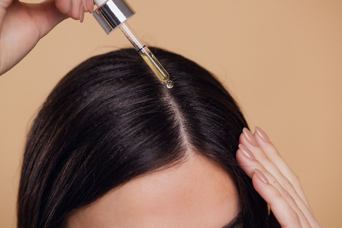 Natural Ingredients That Support Healthy Hair from Root to Tip